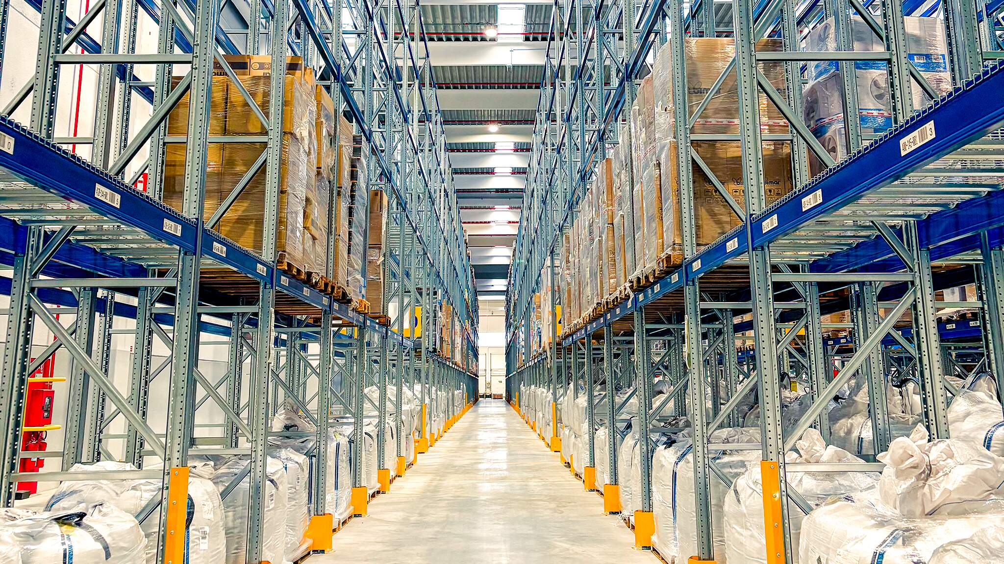 Magazzino della filiale di Mantova